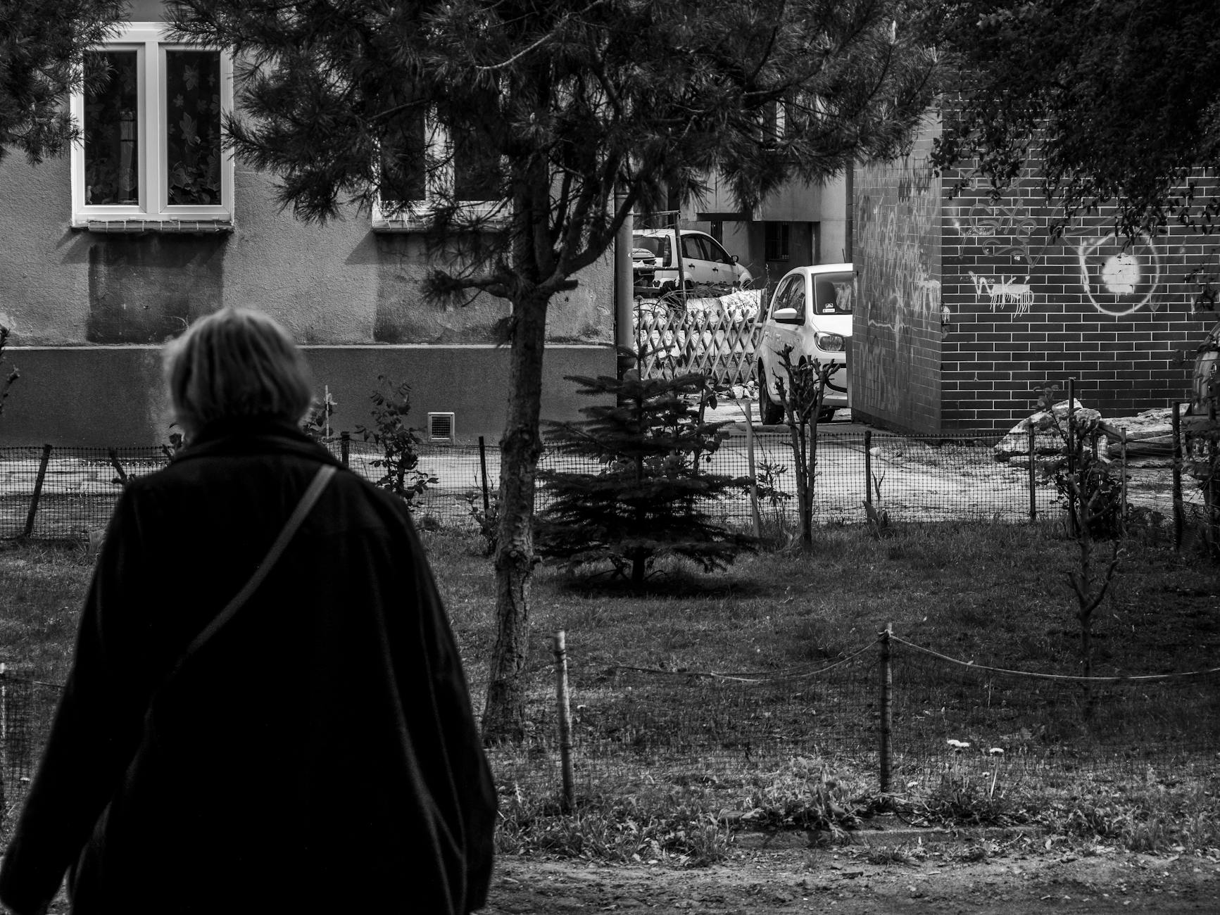 Panorama Czeladzi z widocznymi historycznymi budynkami i nowoczesną architekturą, symbolizująca bogatą historię i dynamiczny rozwój miasta.